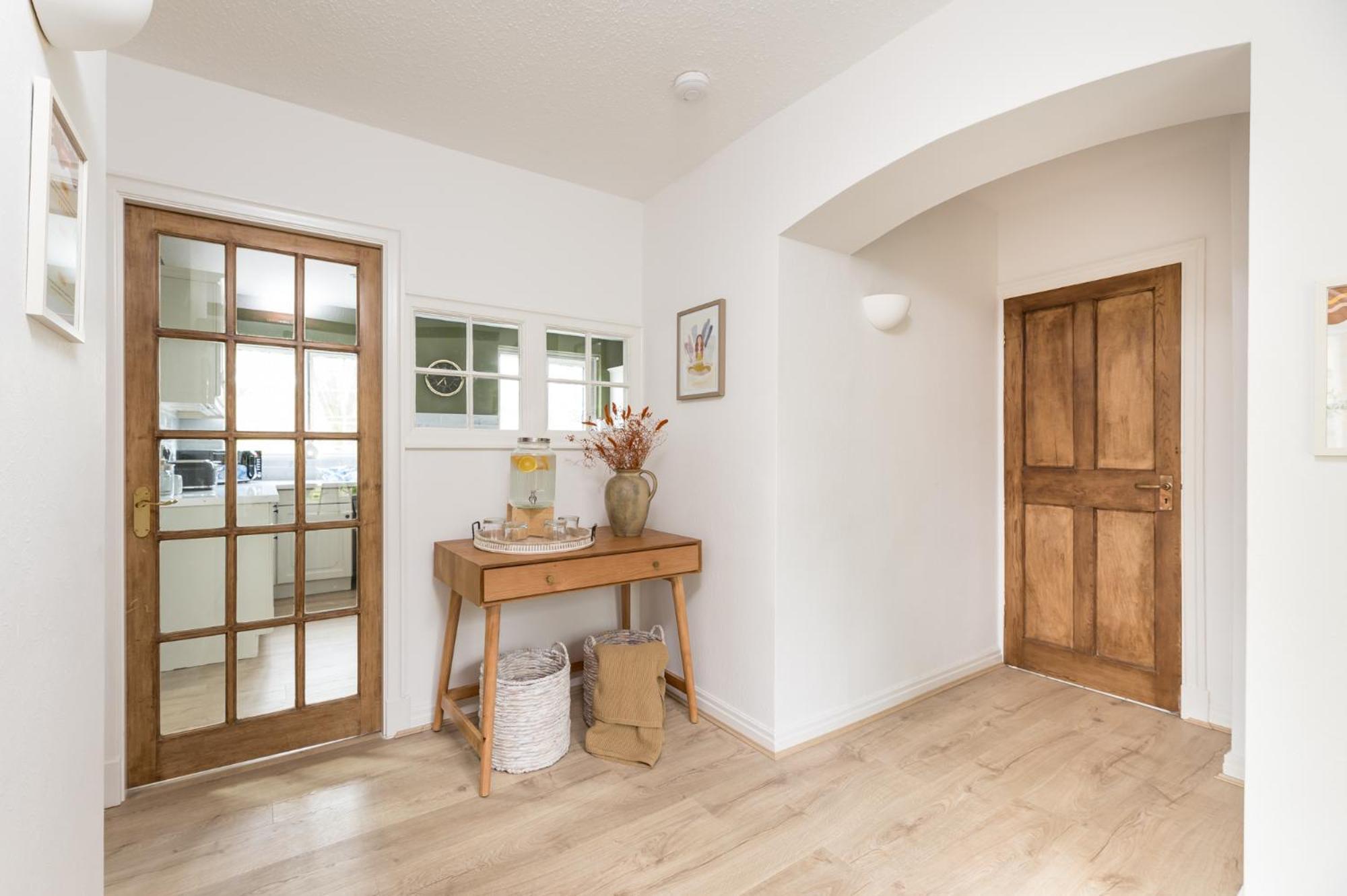 Holiday home Wellbeing Escape With Hot Tub & Yoga Sleeps 10 Malham